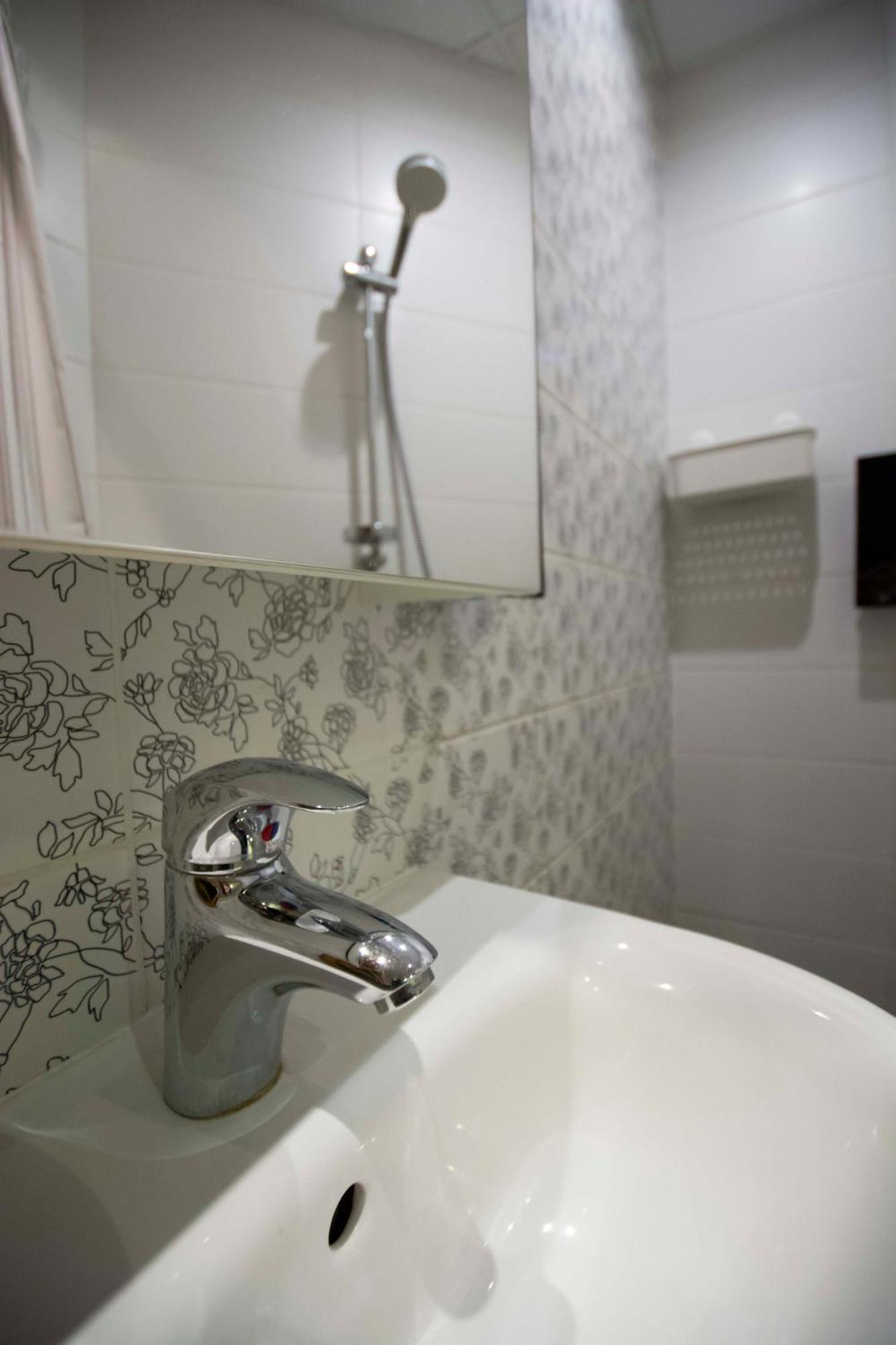 Karlovaidyll 7 - Homey Apartment With Free Parking! 타르투 외부 사진